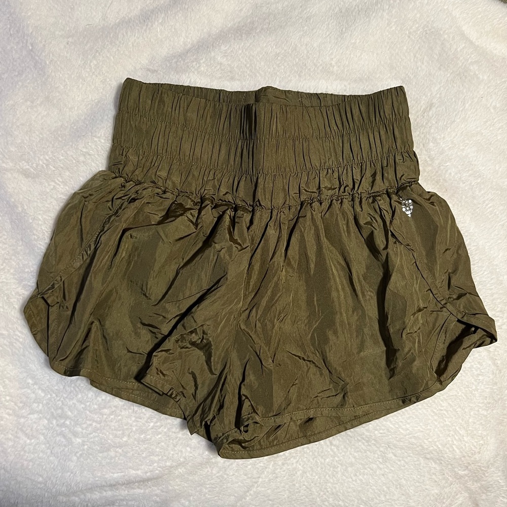Way Home Army Green Free People Movement Shorts! Size medium